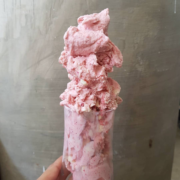 STRAWBERRY FROST
